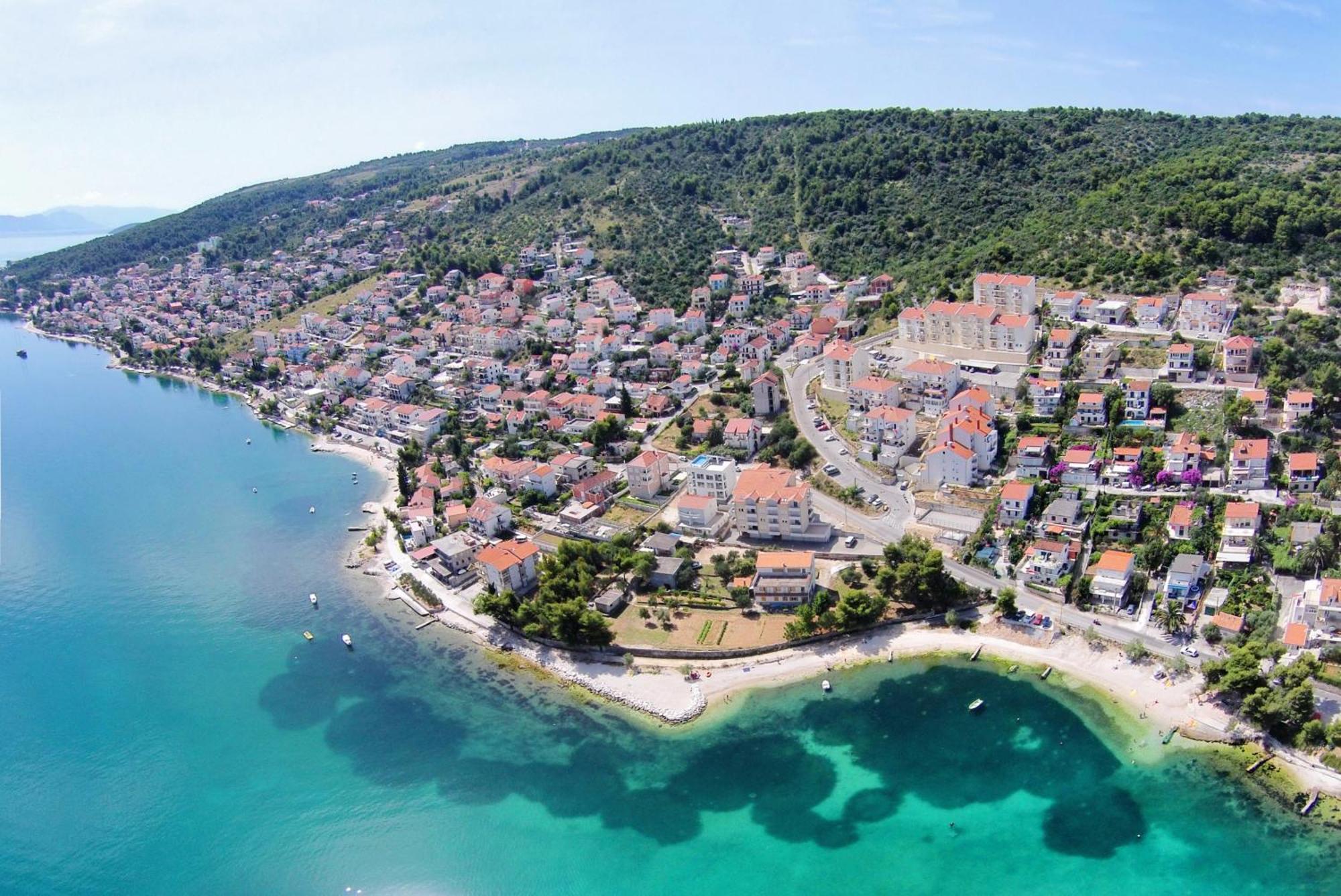 Apartments With A Parking Space Mastrinka, Ciovo - 23177 Trogir Bagian luar foto